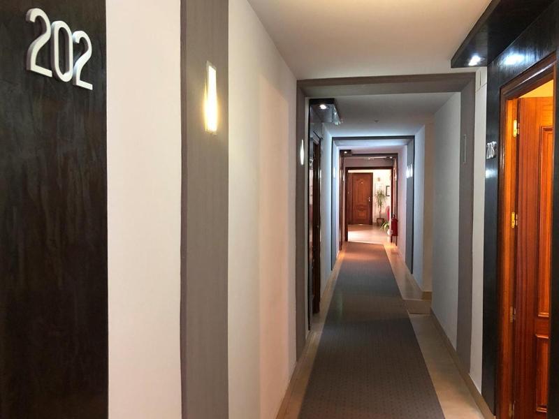 Hotel La Zambra image
