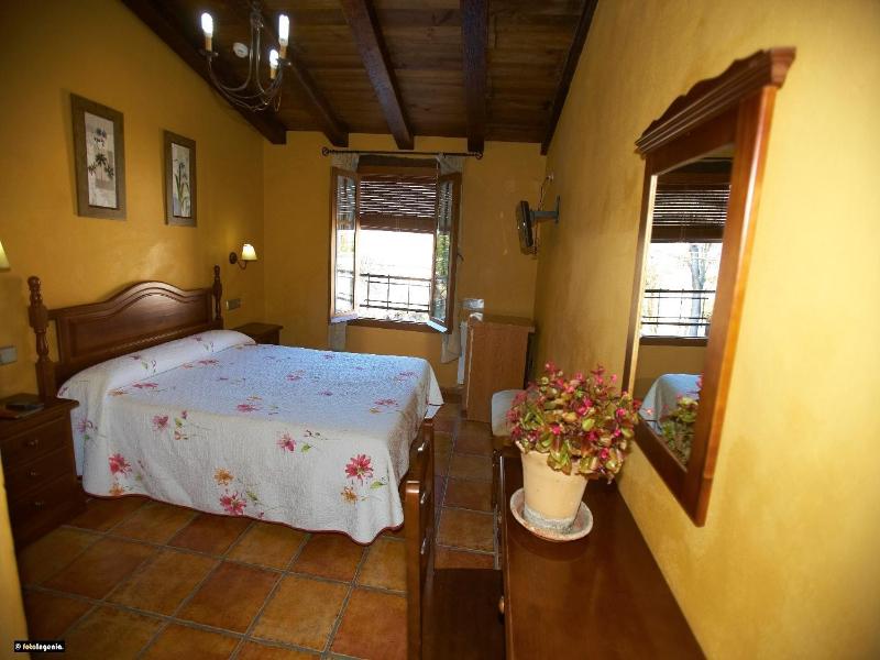 Hotel Enrique Calvillo image
