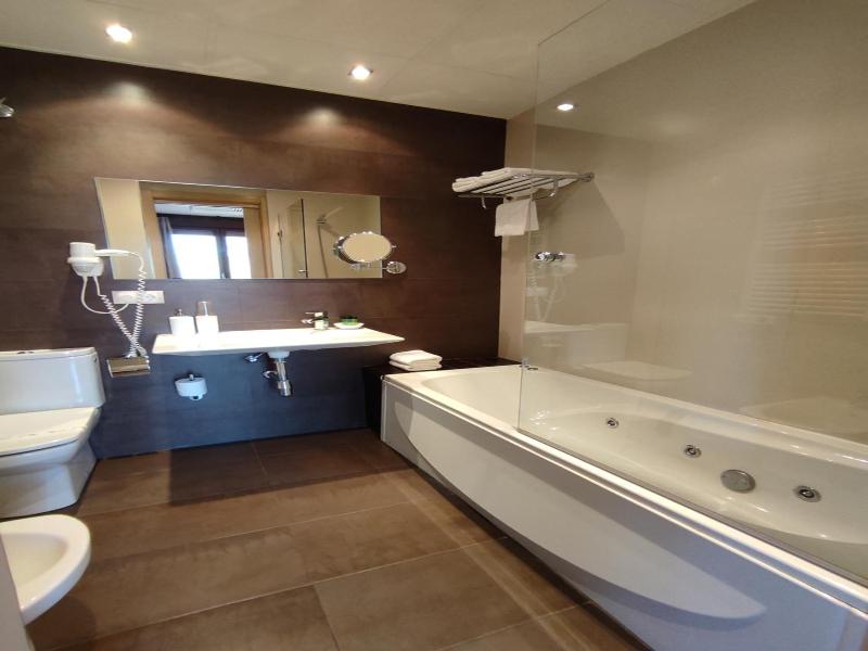 Hotel Puerta Del Arco image