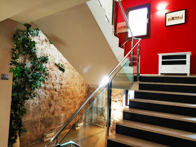 Hotel Puerta Del Arco image