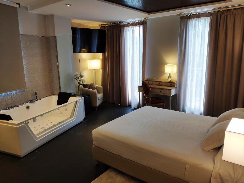 Hotel Puerta Del Arco image