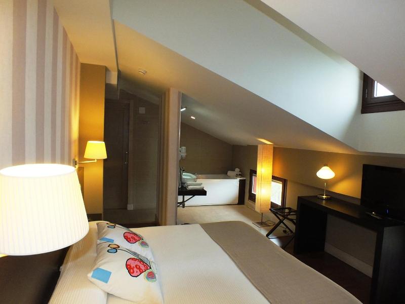 Hotel Puerta Del Arco image