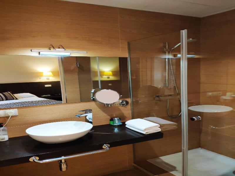 Hotel Puerta Del Arco image