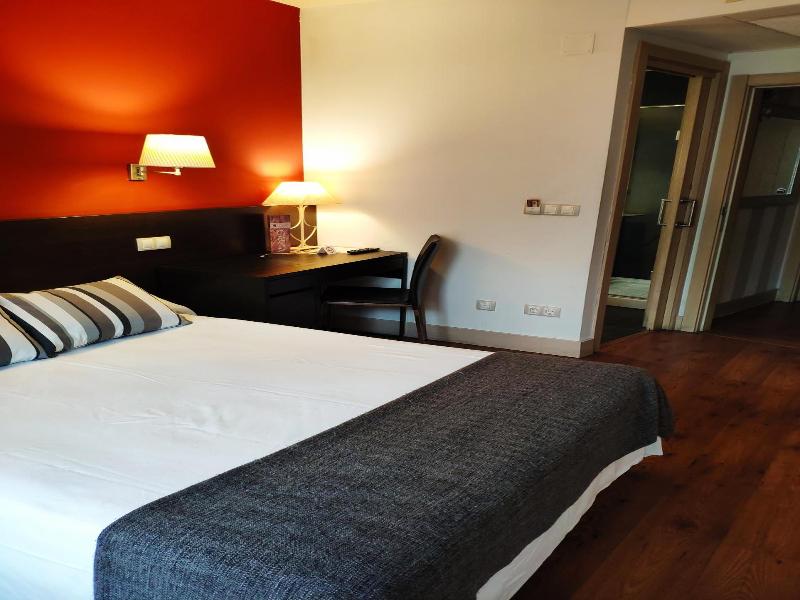 Hotel Puerta Del Arco image