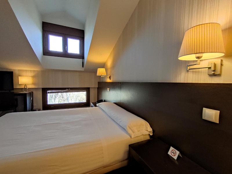 Hotel Puerta Del Arco image