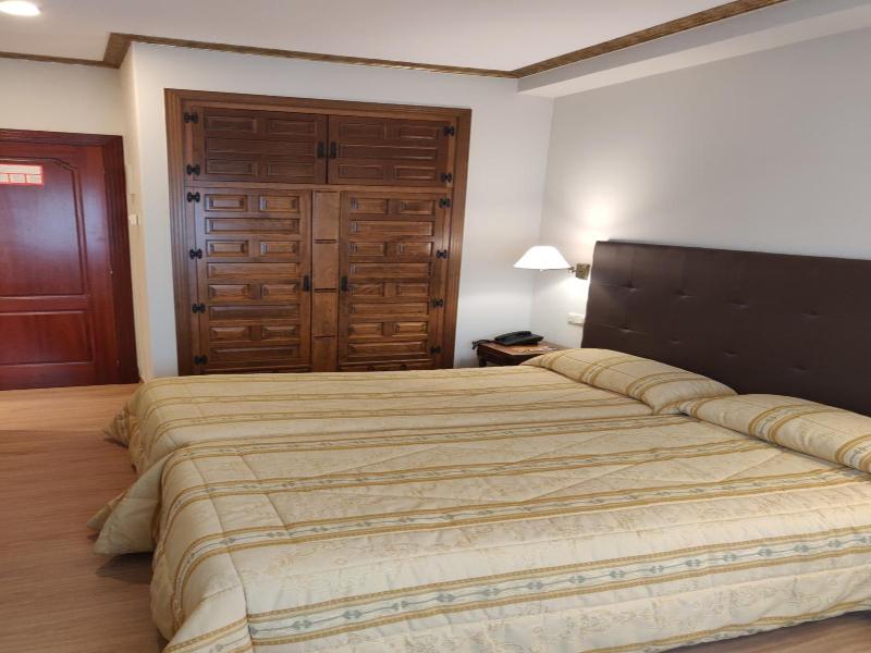 Hotel Chef Rivera image