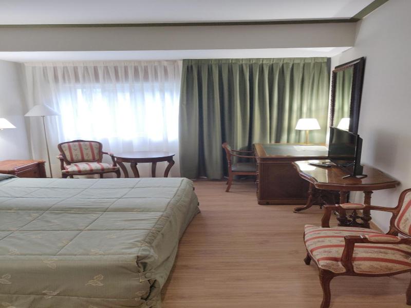 Hotel Chef Rivera image