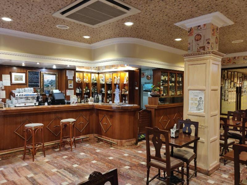 Hotel Chef Rivera image