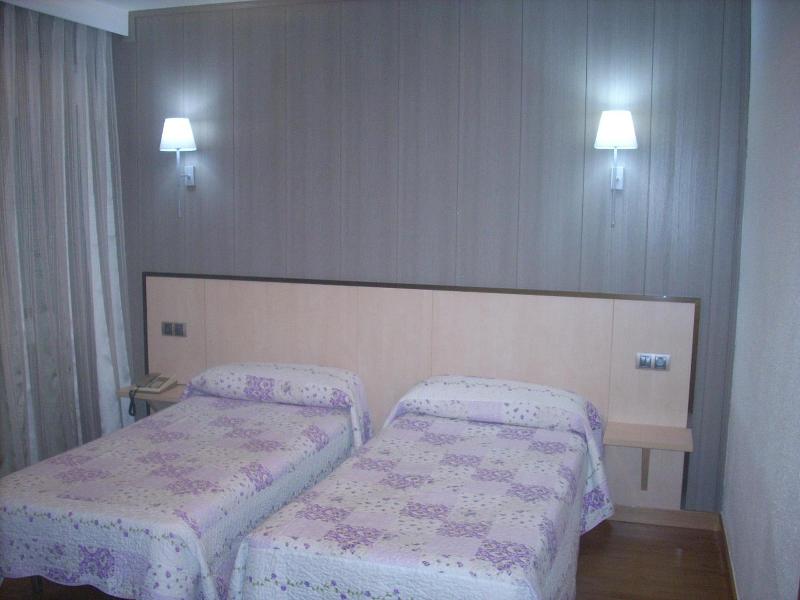 Hotel Corona De Castilla