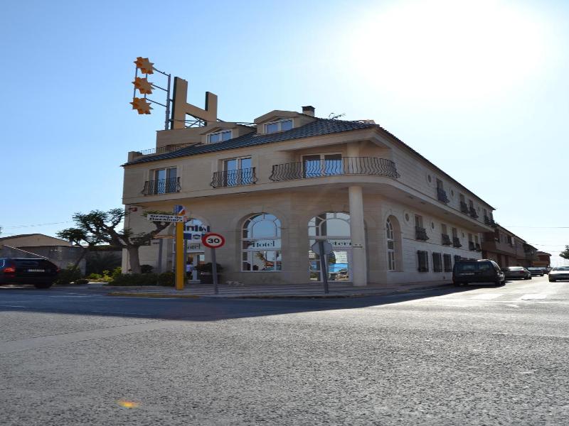Hotel Versalles image
