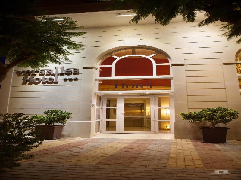 Hotel Versalles image