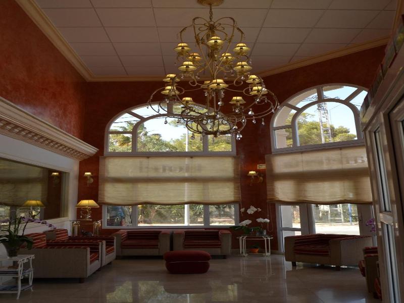 Hotel Versalles image