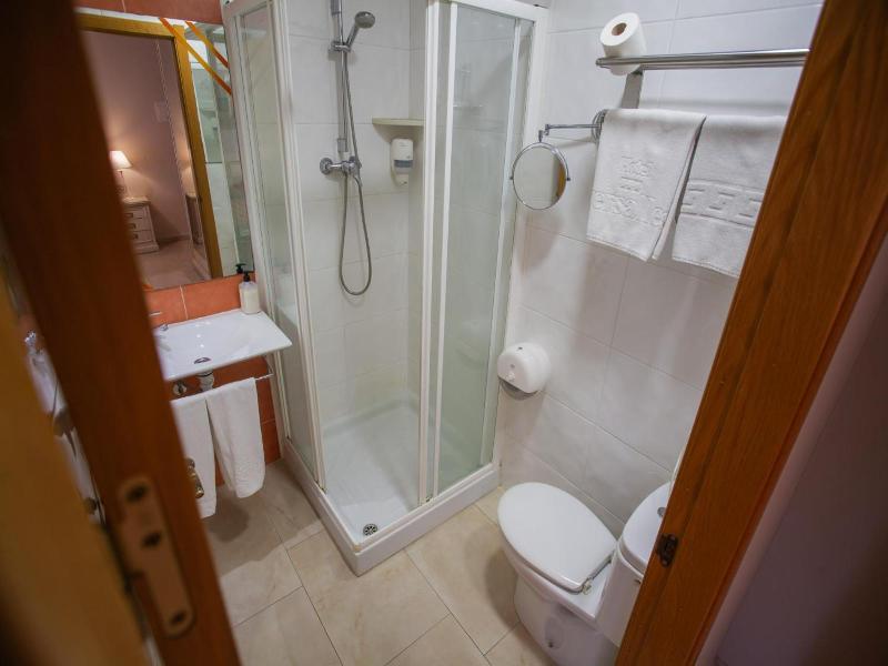 Hotel Versalles image