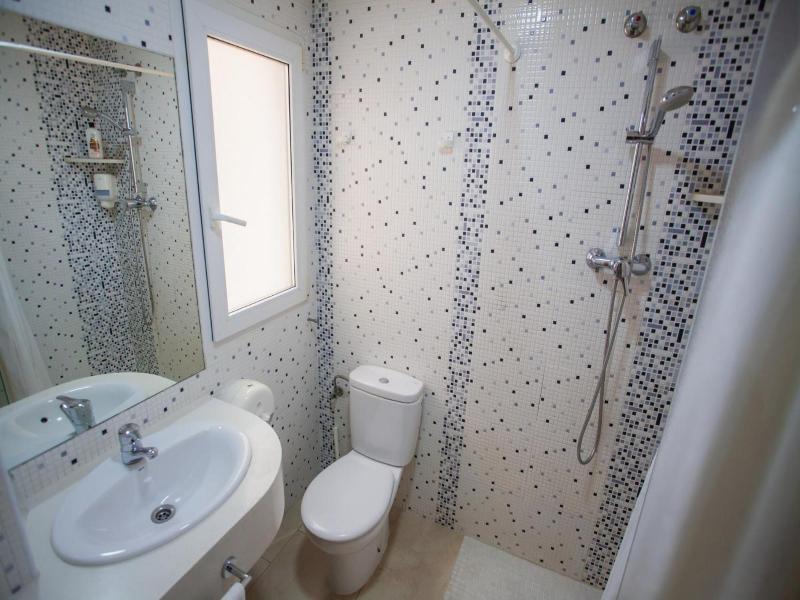 Hotel Versalles image