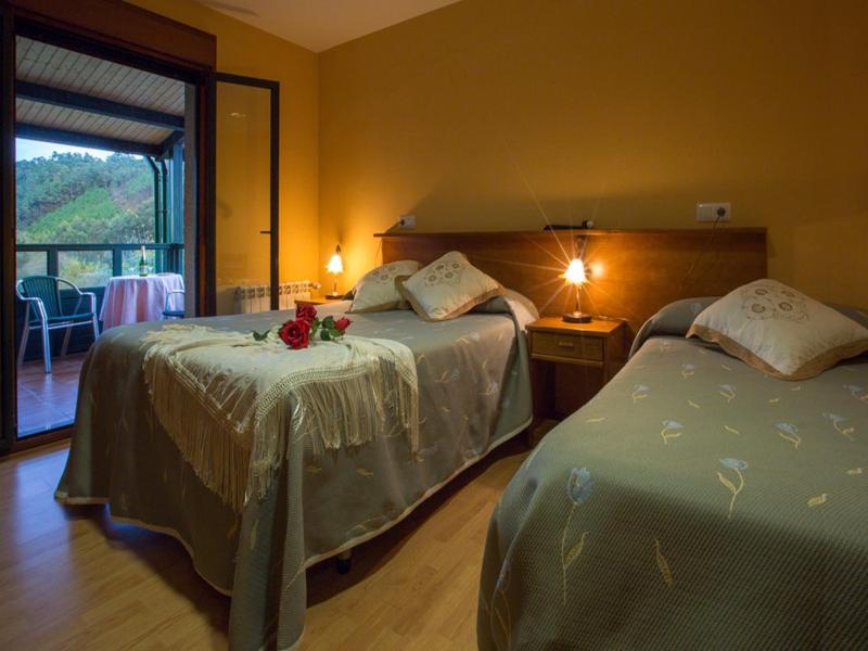 Hotel Restaurante Canero image