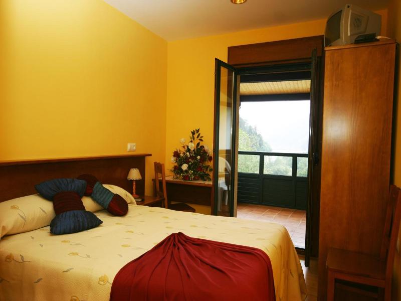 Hotel Restaurante Canero image