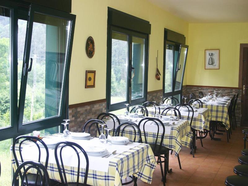Hotel Restaurante Canero image