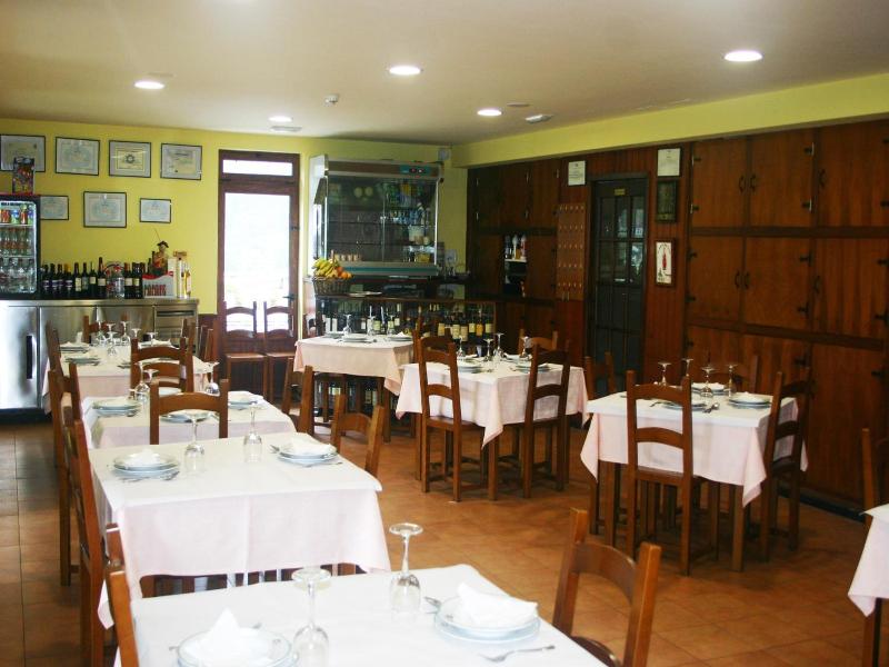 Hotel Restaurante Canero image