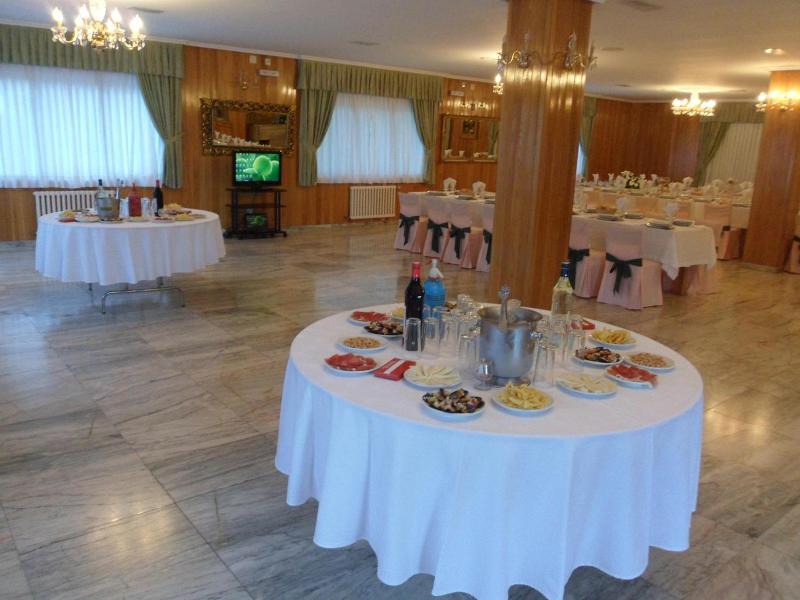 Hotel Conde image