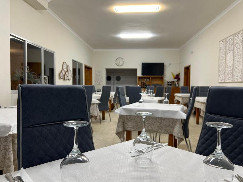 Hotel Conde image