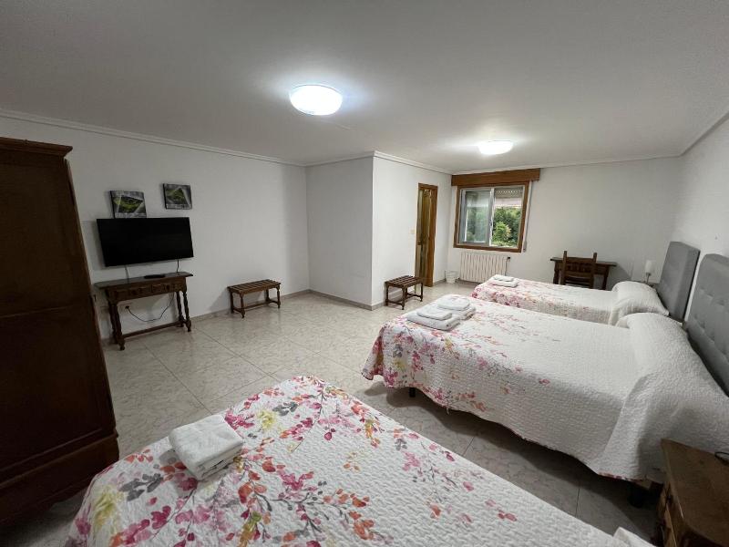 Hotel Conde image