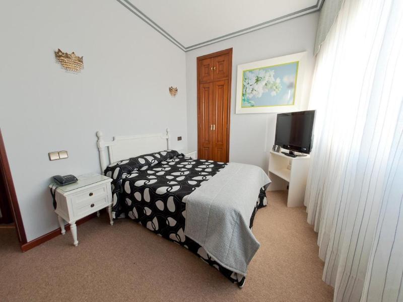 Hotel Don Pepe image