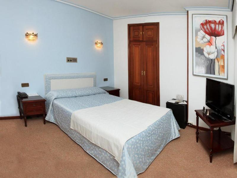 Hotel Don Pepe image