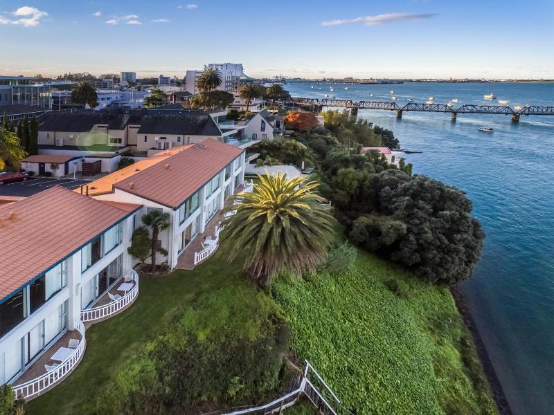 The Tauranga On The Waterfront