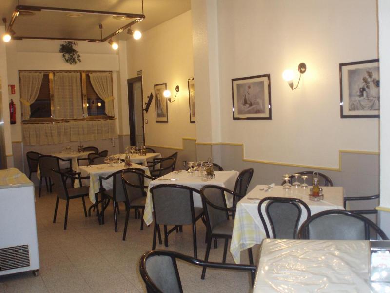 Hotel Restaurante Santos image