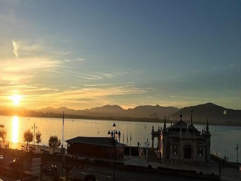 Hostel Santander image