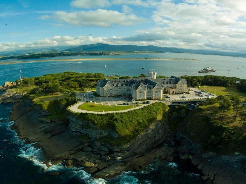 Hostel Santander image