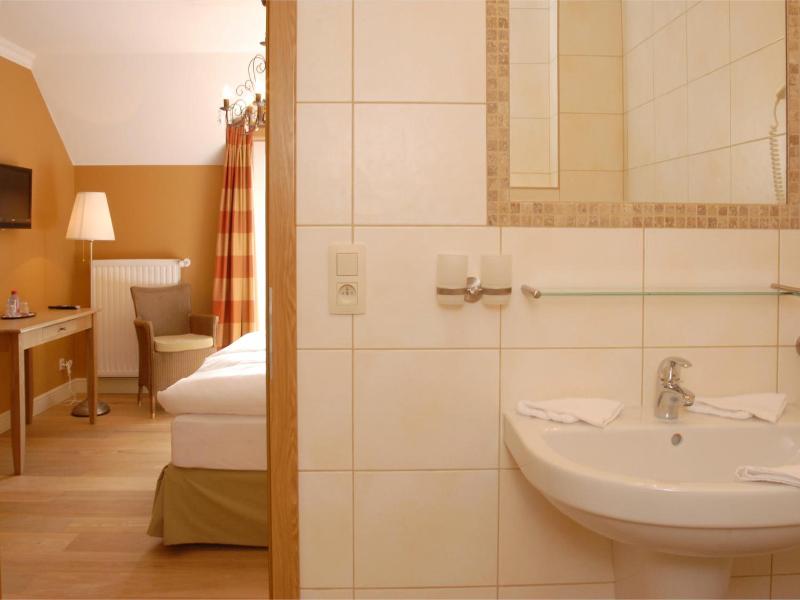 Hotel Eifelland image