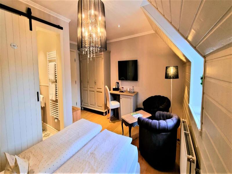 Hotel Eifelland image