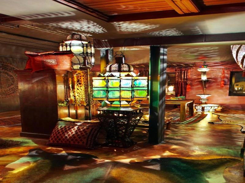 Bijou Hotel / Love And Romance image