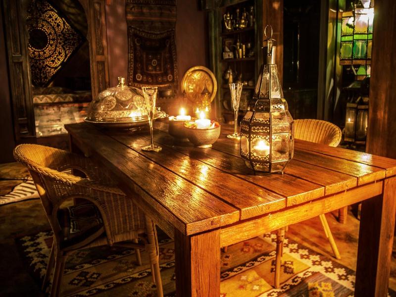 Bijou Hotel / Love And Romance image