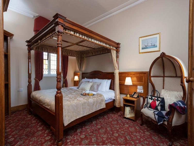Scholars Townhouse Hotel image