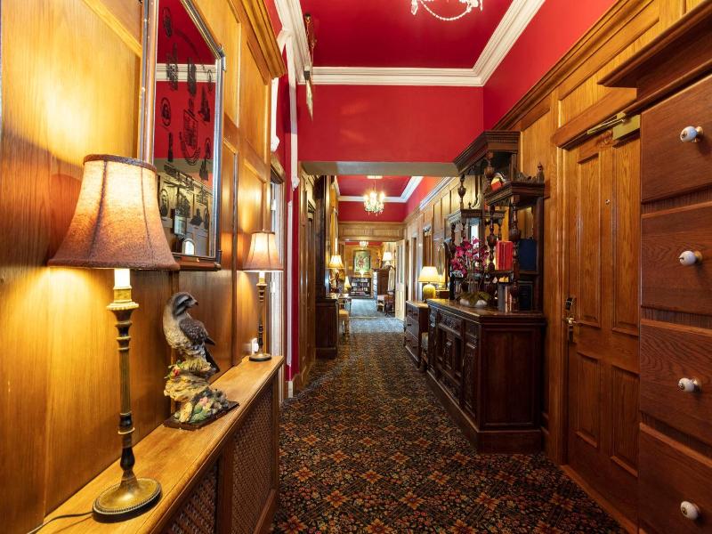 Scholars Townhouse Hotel image