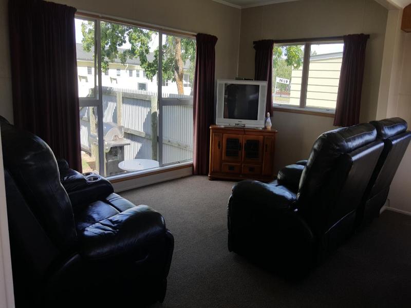"high Country Lodge, Motels & Backpackers"