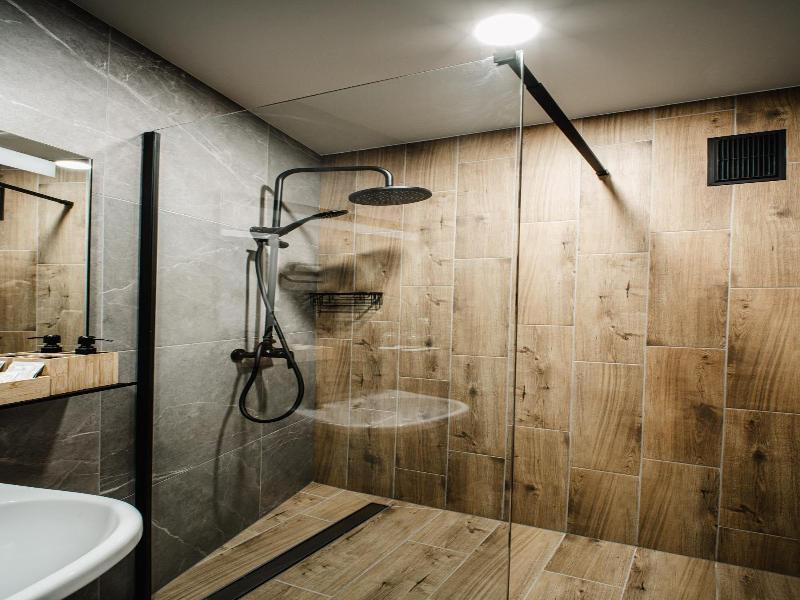Hotel Tomas image