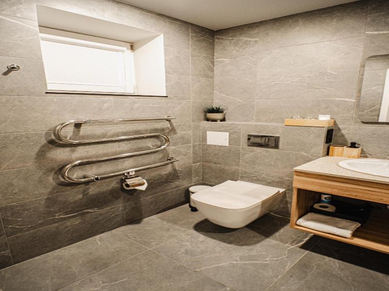 Hotel Tomas image