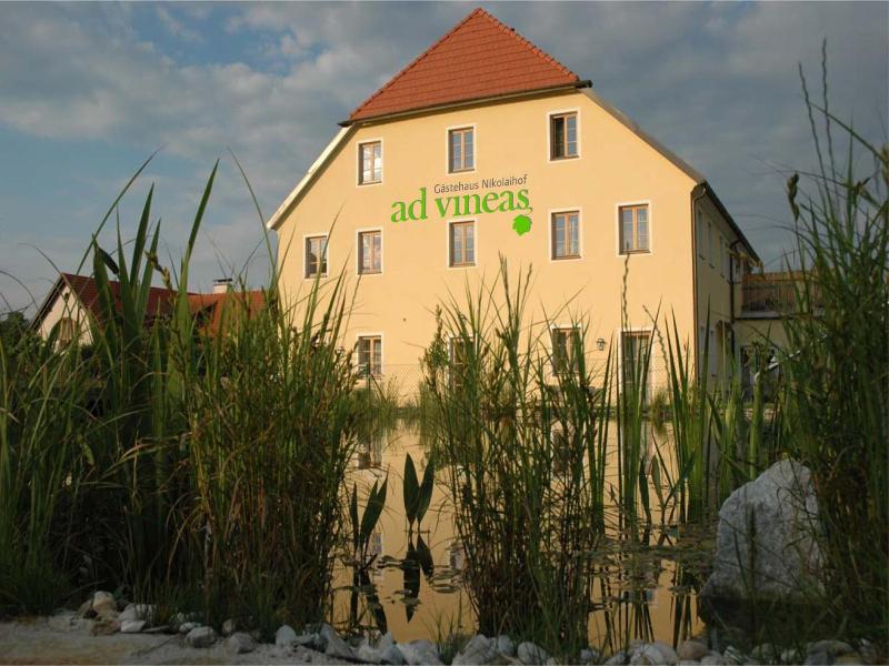 Ad Vineas Gästehaus Nikolaihof-hotel Garni image