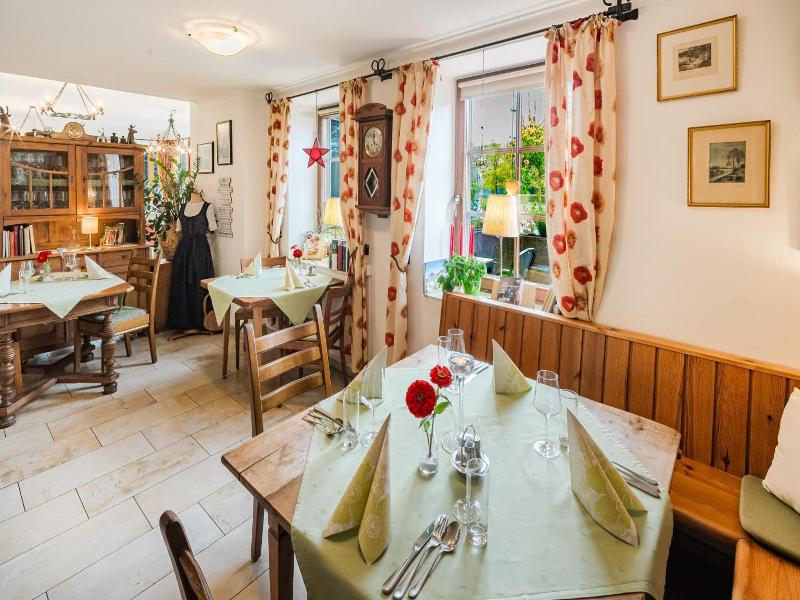 Wirtshaus Gruber Weitenegg image