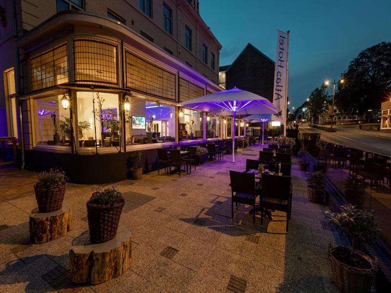 Atlas Hotel image