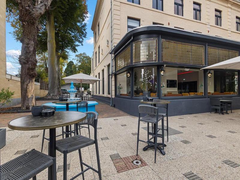 Atlas Hotel image