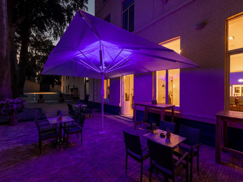 Atlas Hotel image