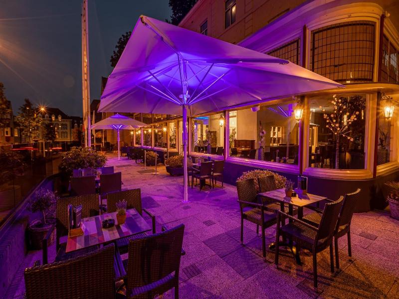 Atlas Hotel image