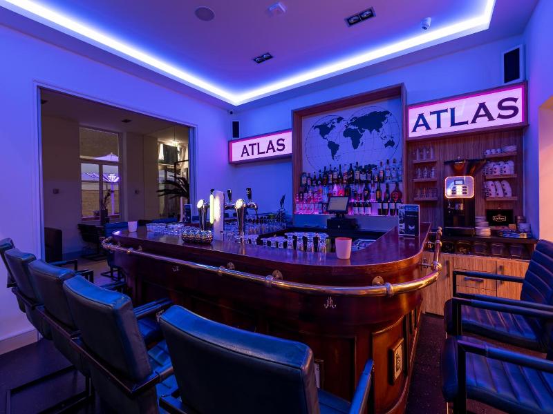Atlas Hotel image