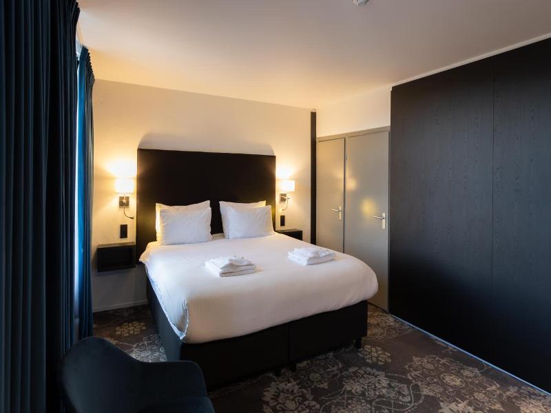 Atlas Hotel image