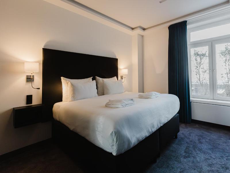 Atlas Hotel image
