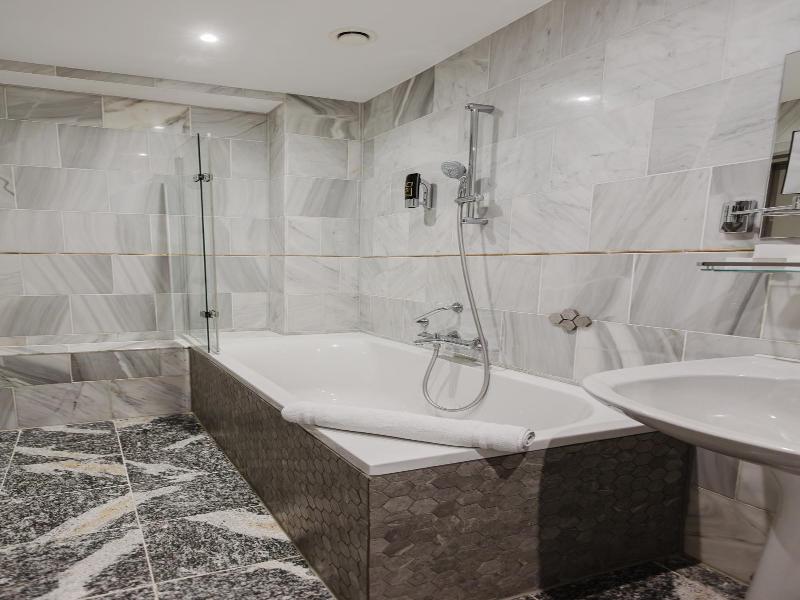 Atlas Hotel image